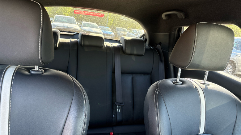 Nissan Juke 1.2 DiG-T Tekna 5dr Petrol Hatchback